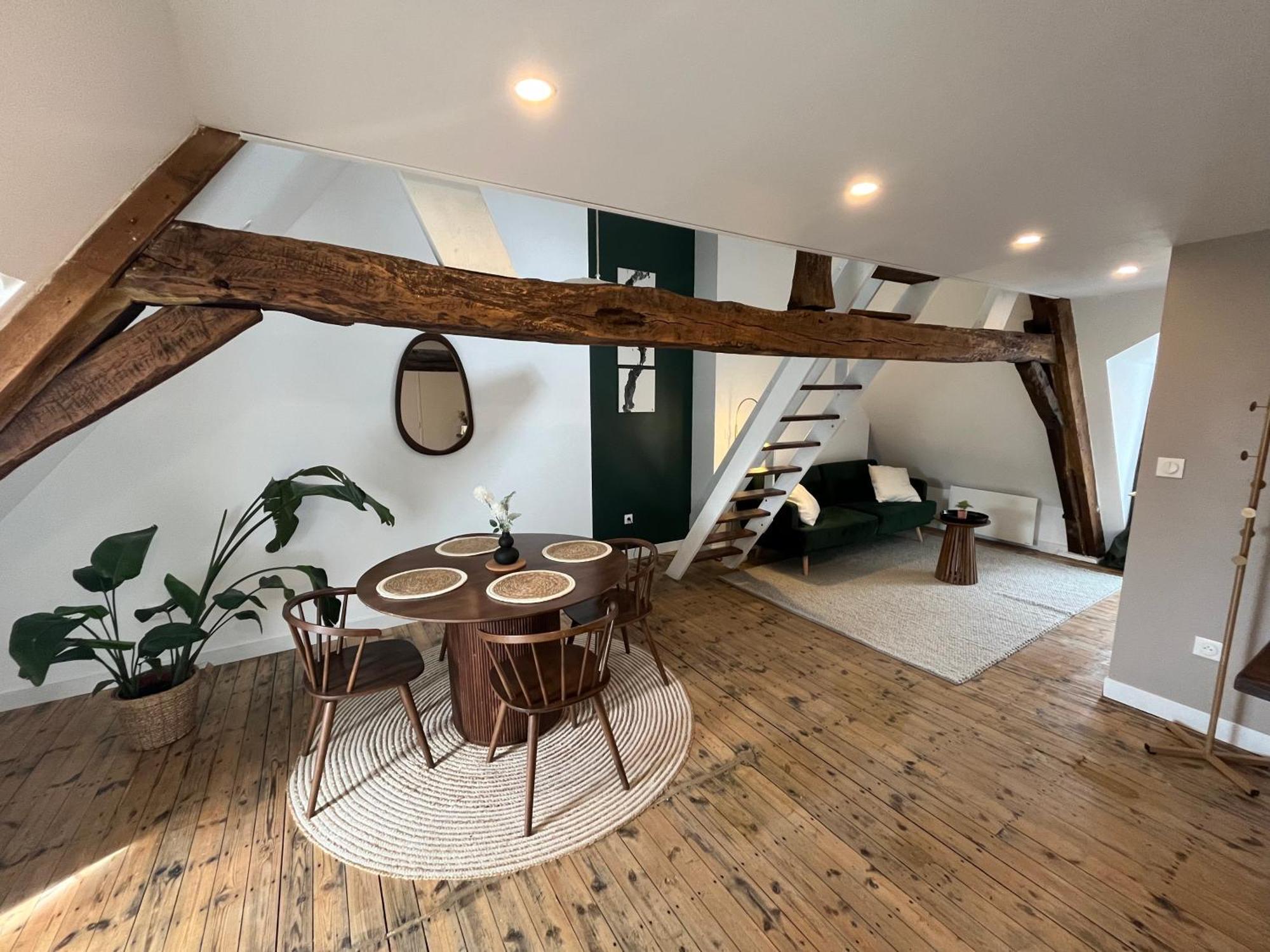 Le Grenier Chic, T2 Centre-ville Apartamento *